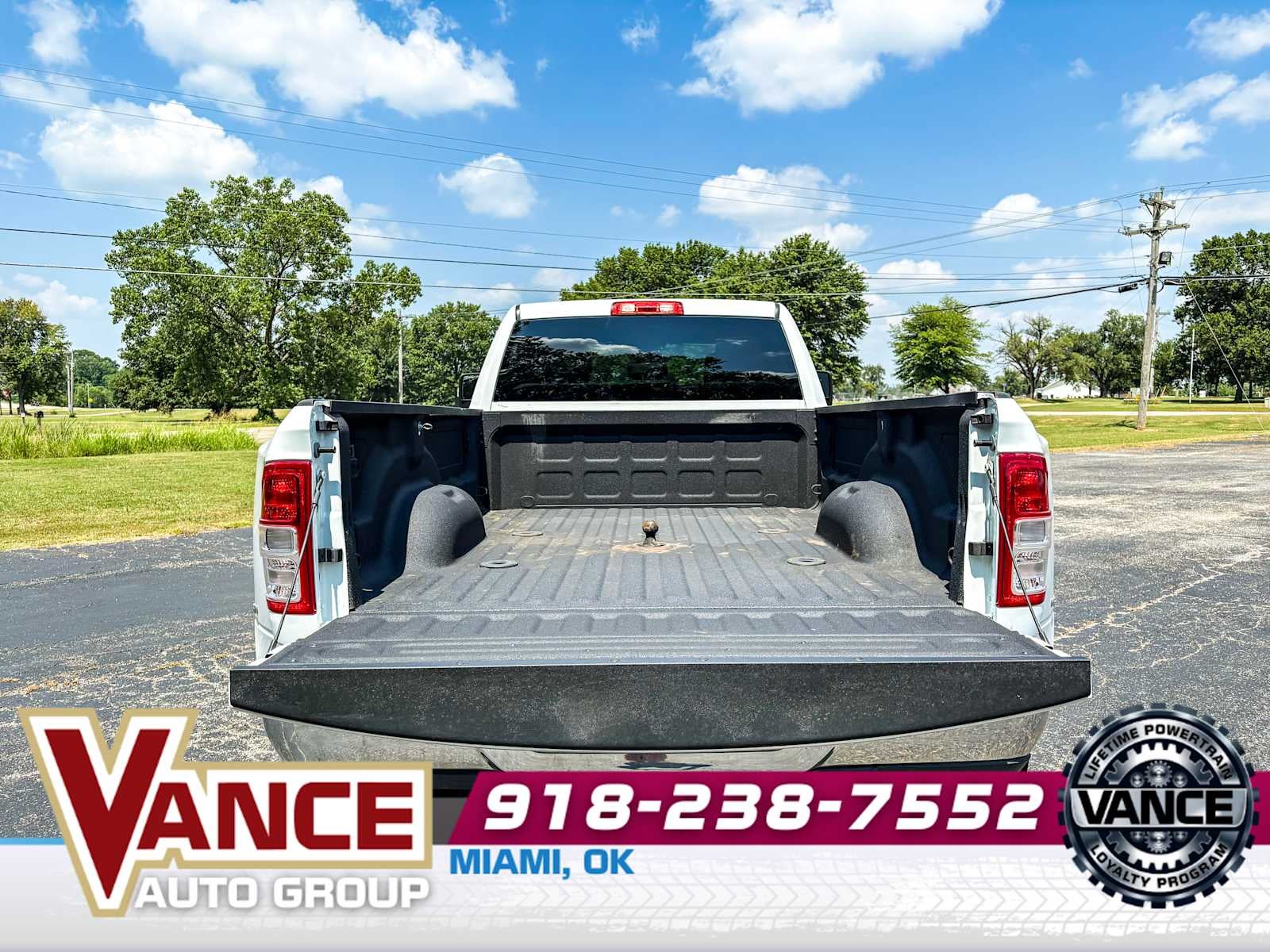 2024 RAM 3500 Big Horn Crew Cab 4x4 8' Box