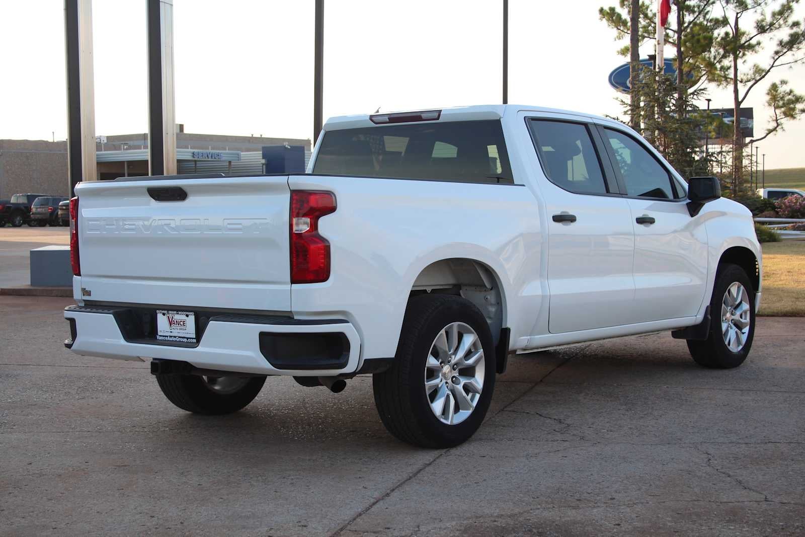 2022 Chevrolet Silverado 1500 Custom