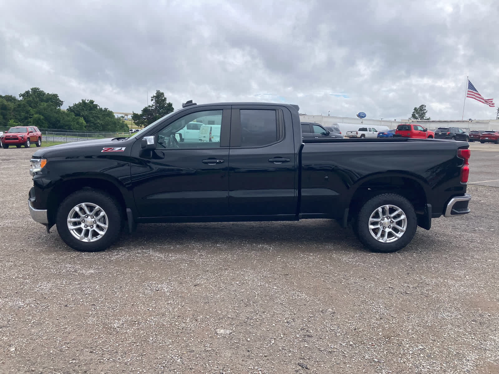 2023 Chevrolet Silverado 1500 LT