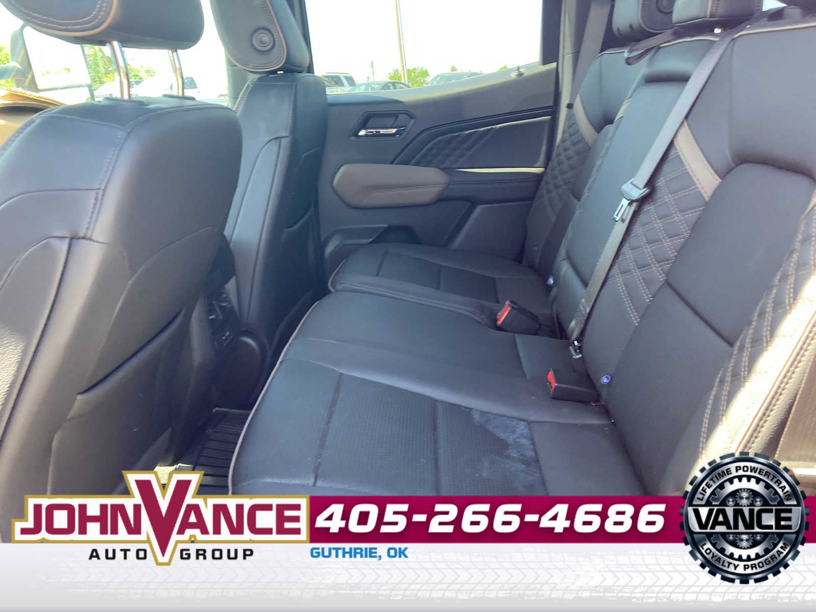 2024 GMC Canyon 4WD Denali