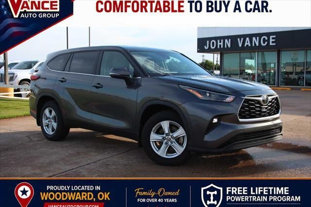 2023 Toyota Highlander LE