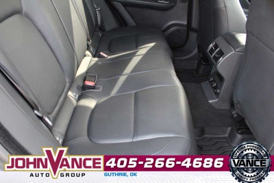 2018 Jaguar F-PACE 25t Premium