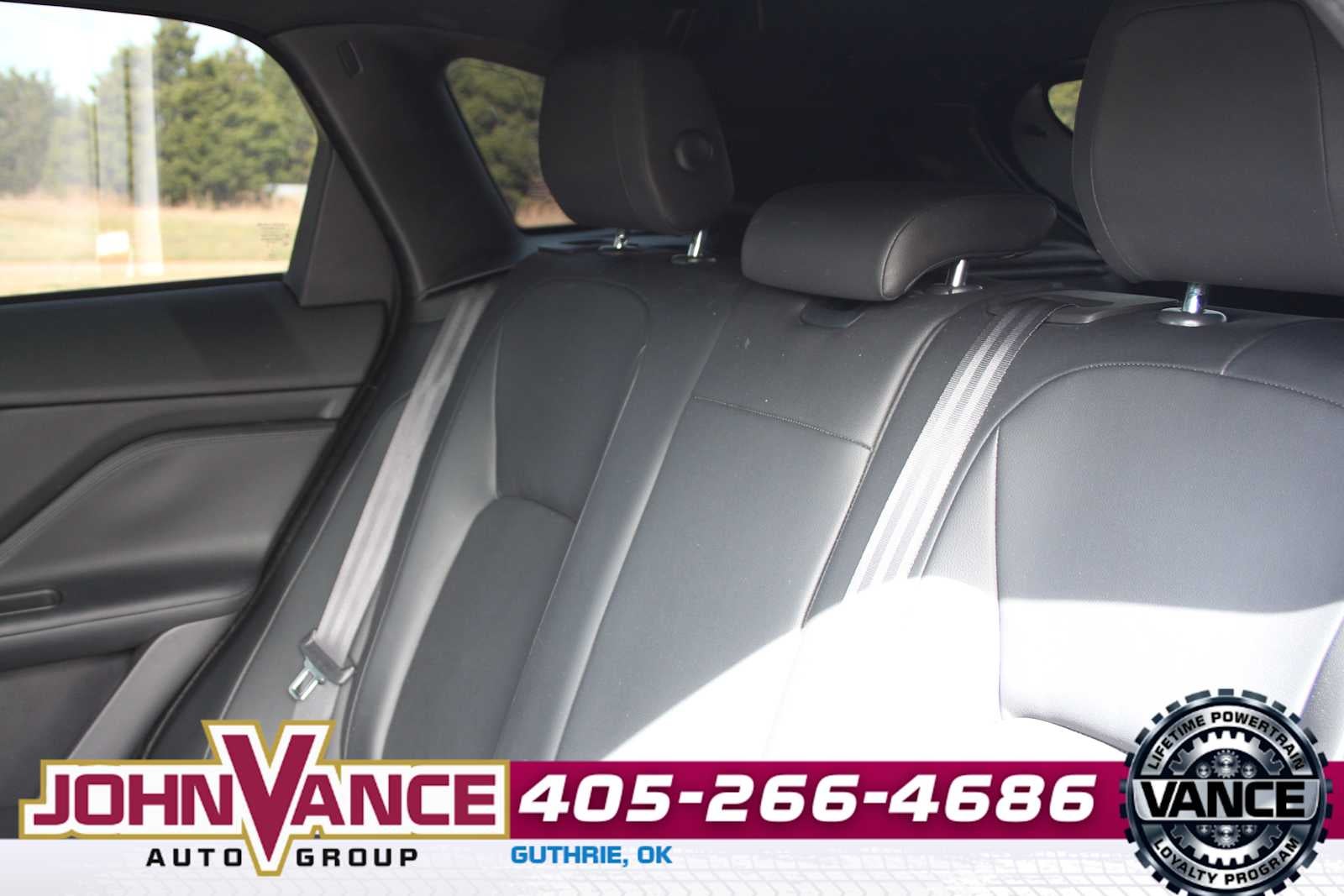 2018 Jaguar F-PACE 25t Premium