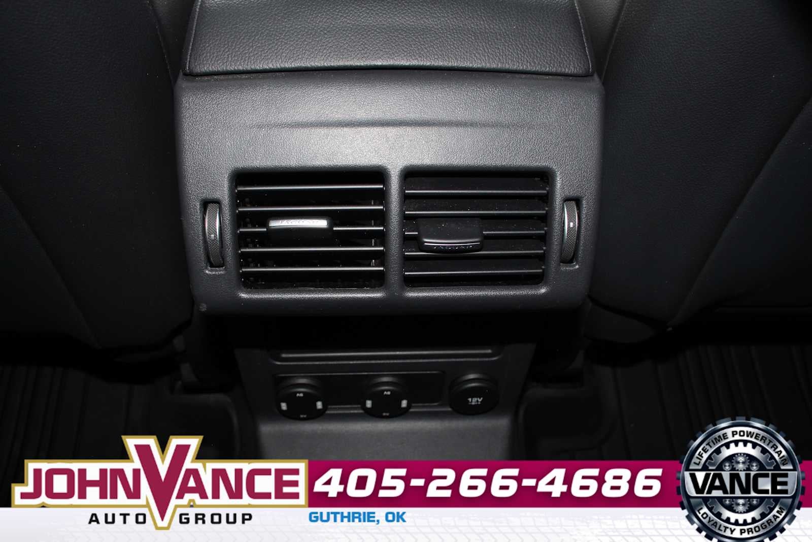 2018 Jaguar F-PACE 25t Premium