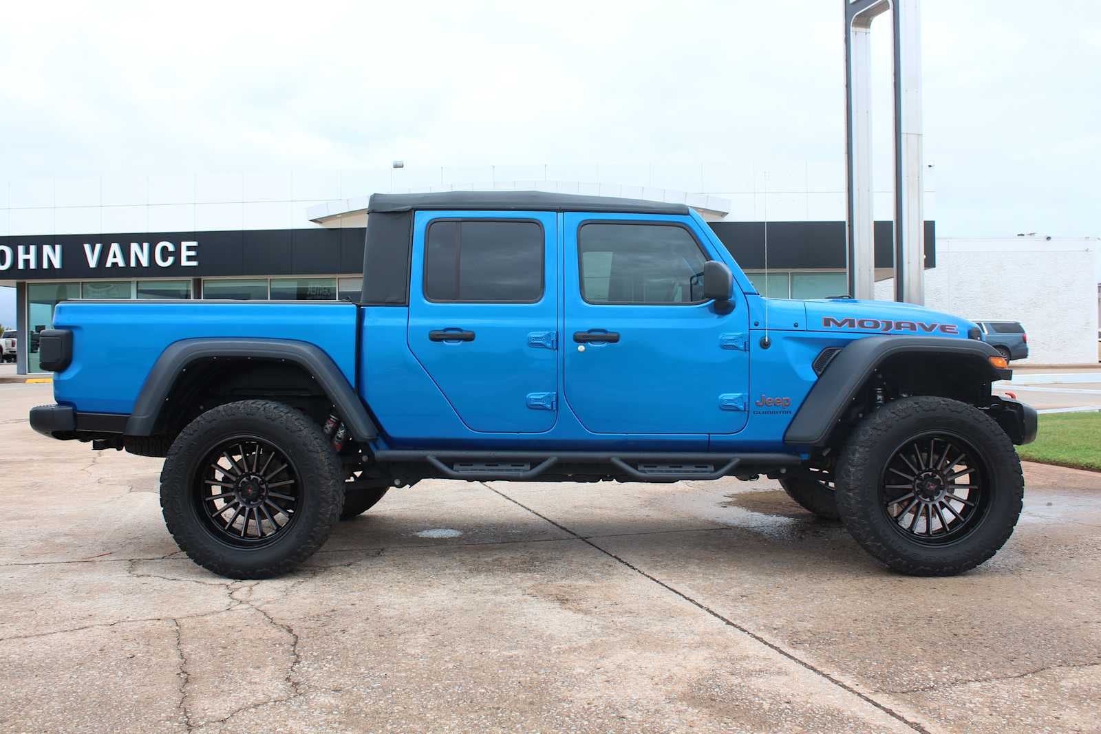 2022 Jeep Gladiator Mojave