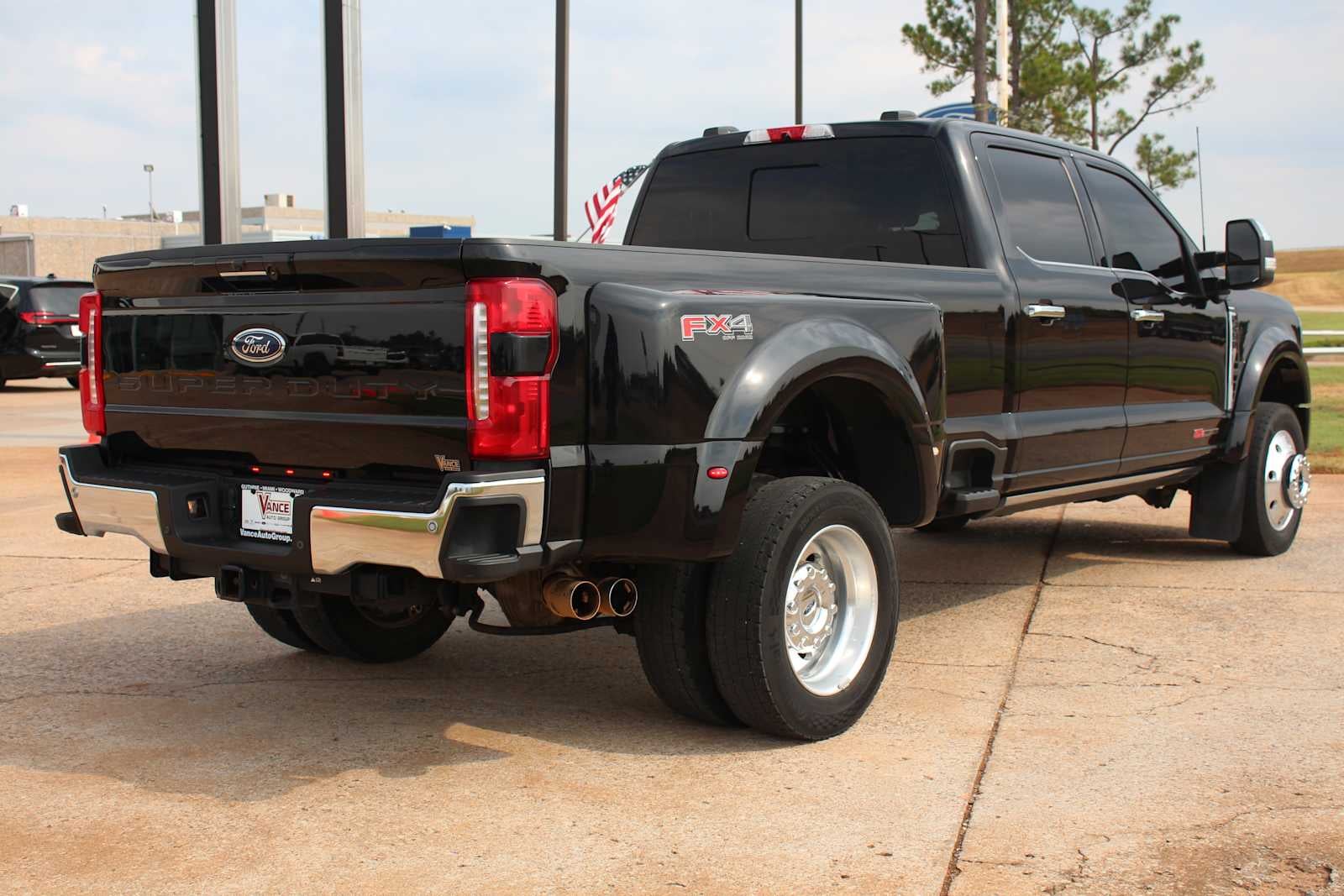 2024 Ford Super Duty F-450 DRW XL