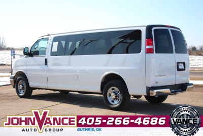 2024 Chevrolet Express Passenger 3500 1LT