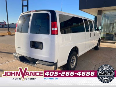 2024 Chevrolet Express Passenger 3500 1LT