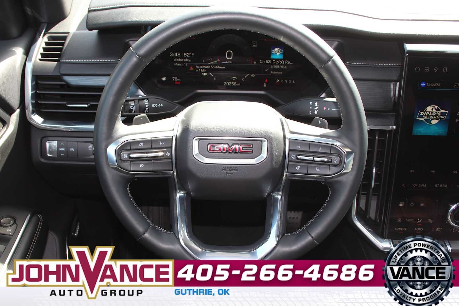 2025 GMC Acadia Elevation