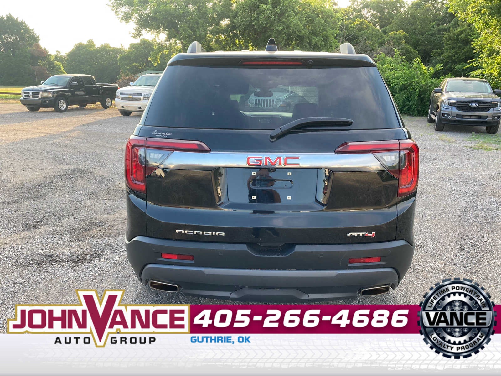2023 GMC Acadia AT4