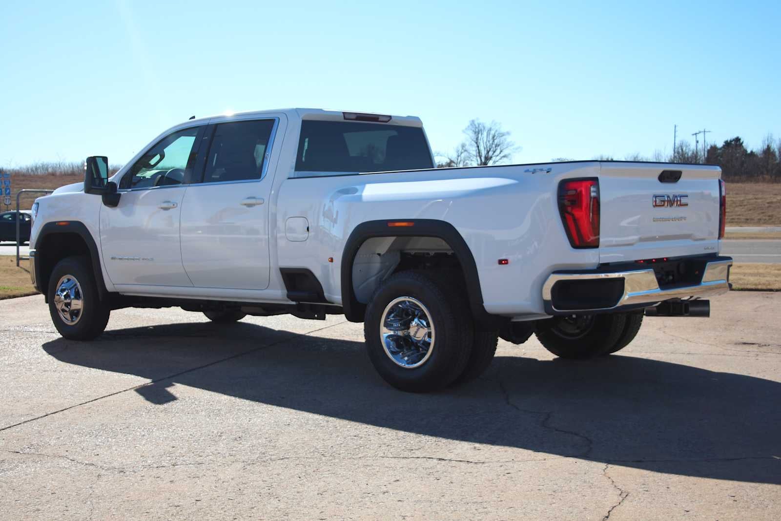 2026 GMC Sierra 3500HD SLE