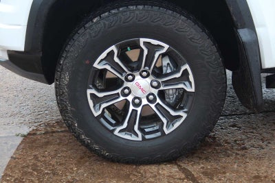 2025 GMC Canyon AT4