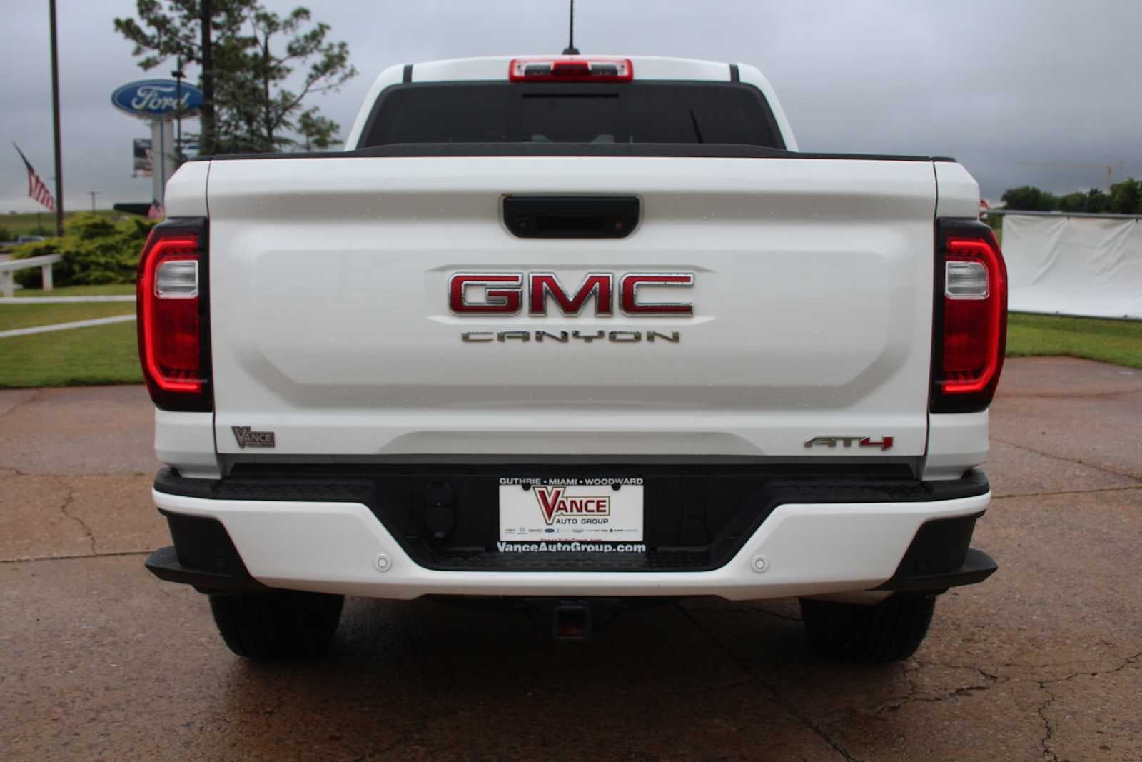 2025 GMC Canyon AT4