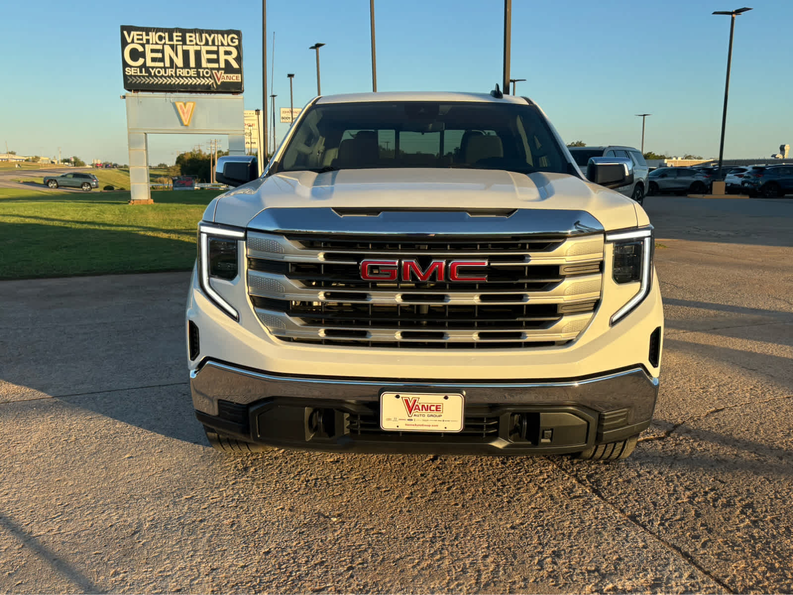 2024 GMC Sierra 1500 SLE