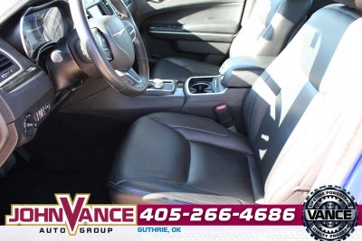 2021 Chrysler 300 Touring L