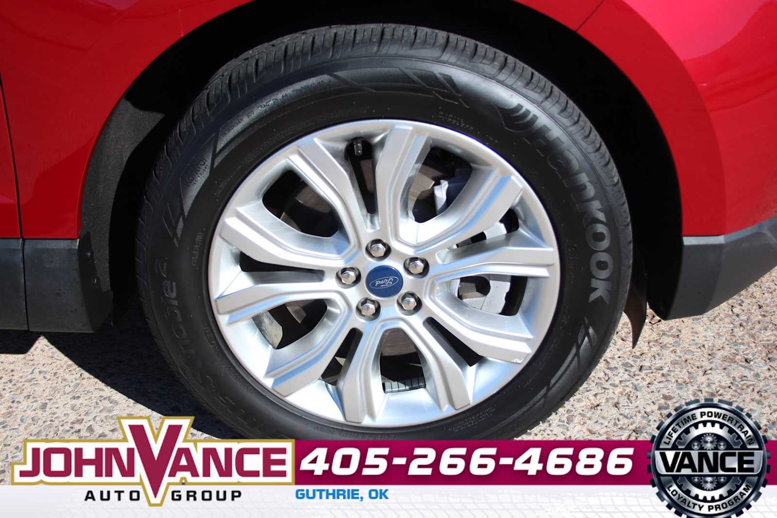 2022 Ford Edge Titanium