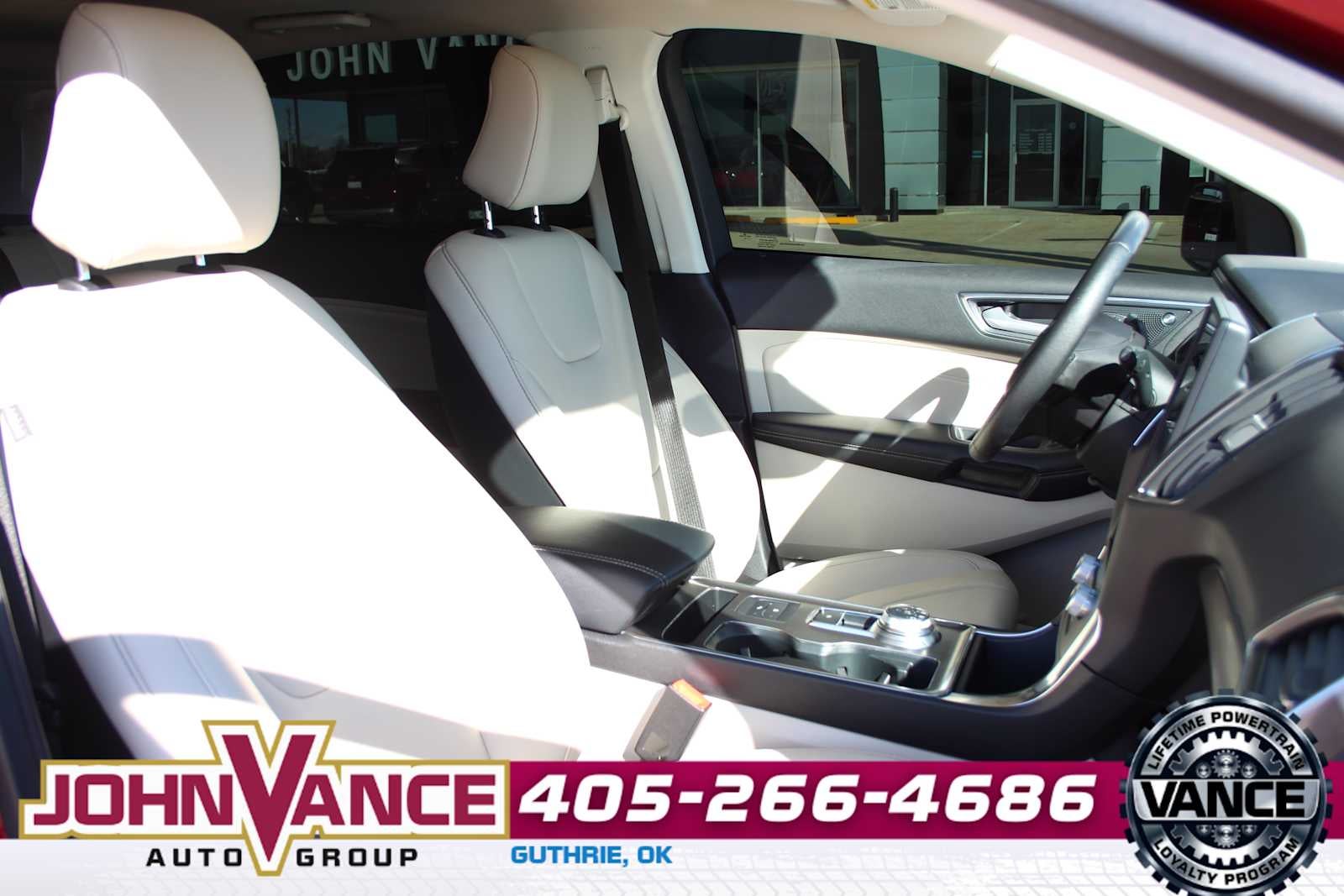 2022 Ford Edge Titanium