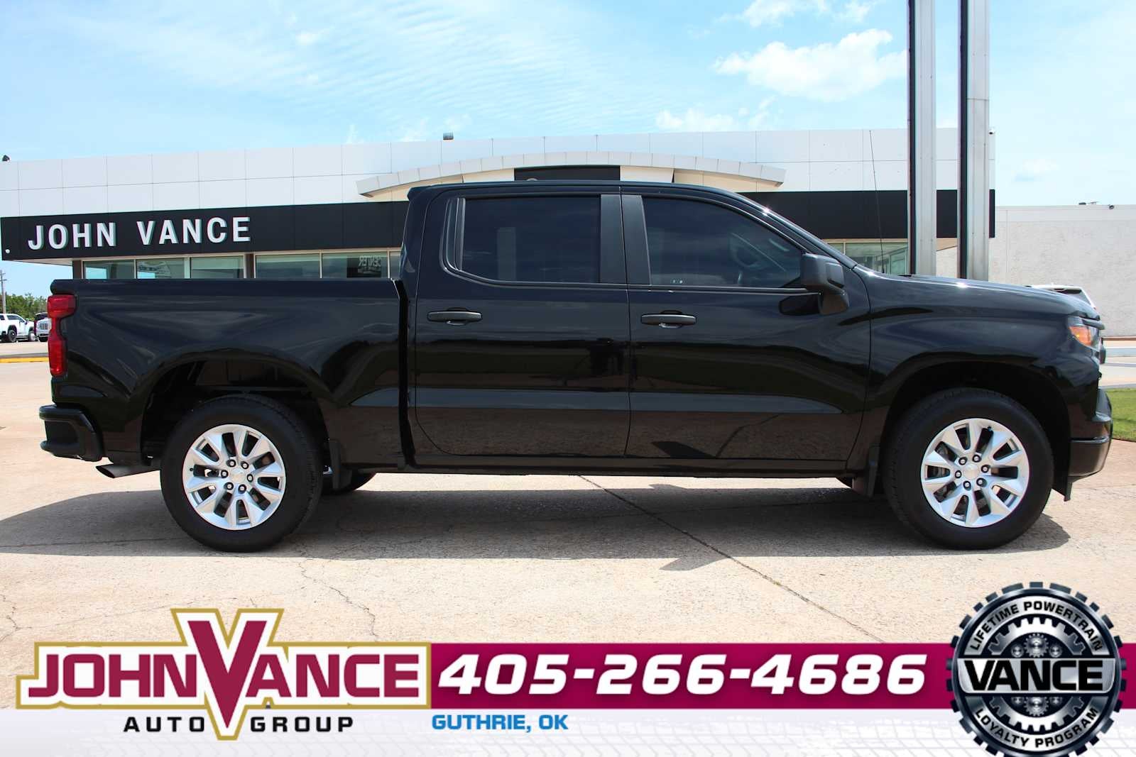 2023 Chevrolet Silverado 1500 Custom