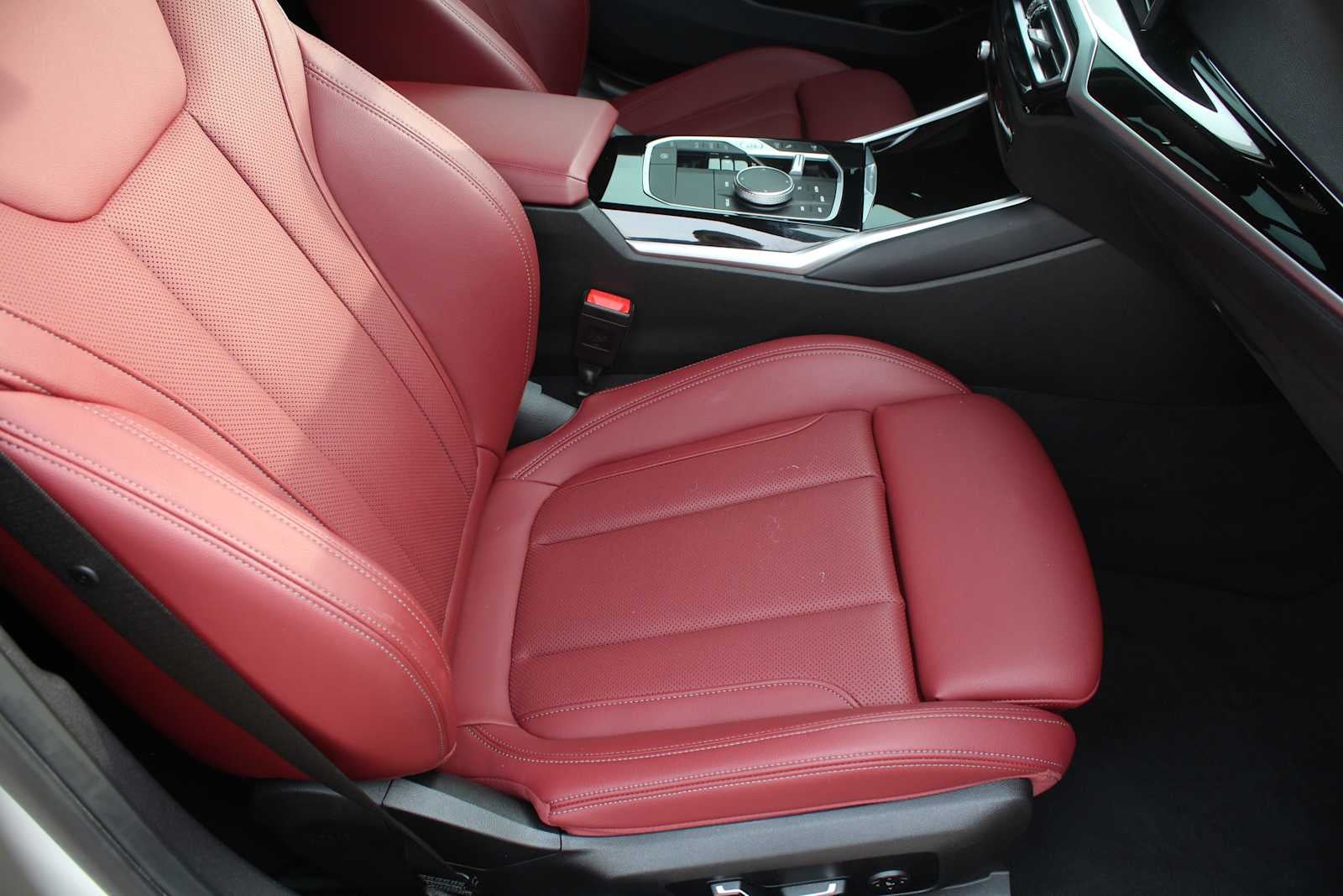 2024 BMW 3 Series 330i