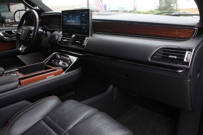 2022 Lincoln Navigator L Black Label