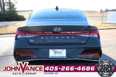 2025 Hyundai Elantra SEL Convenience