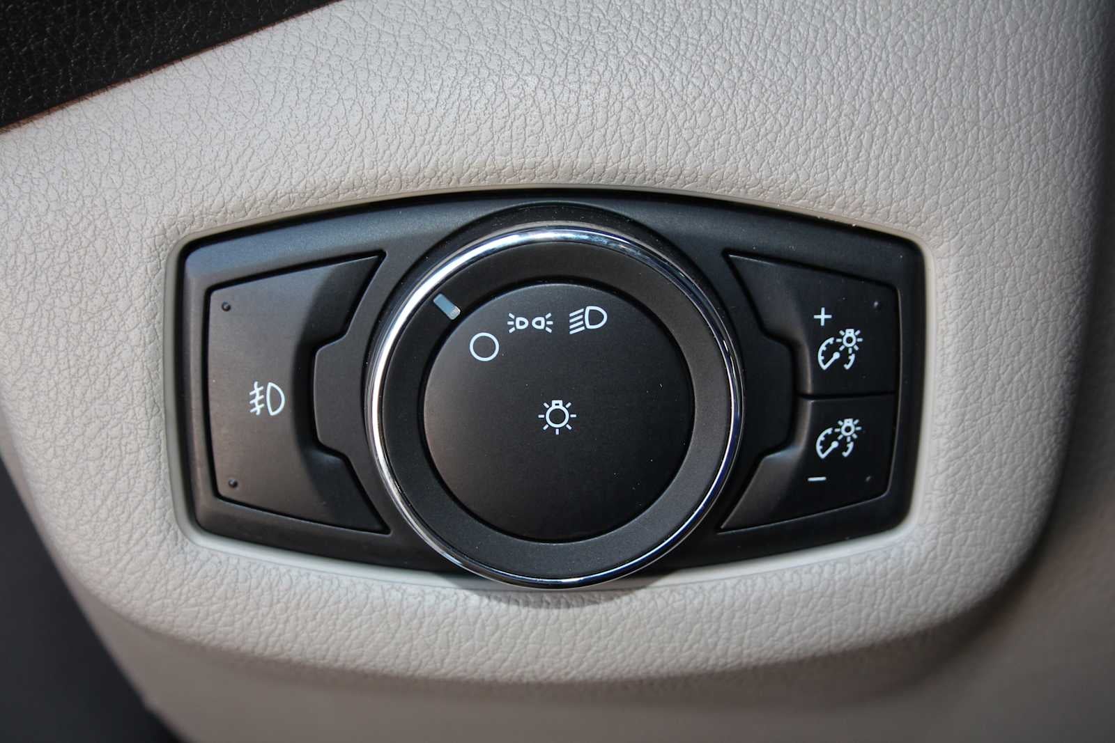 2014 Ford Transit Connect Wagon XLT