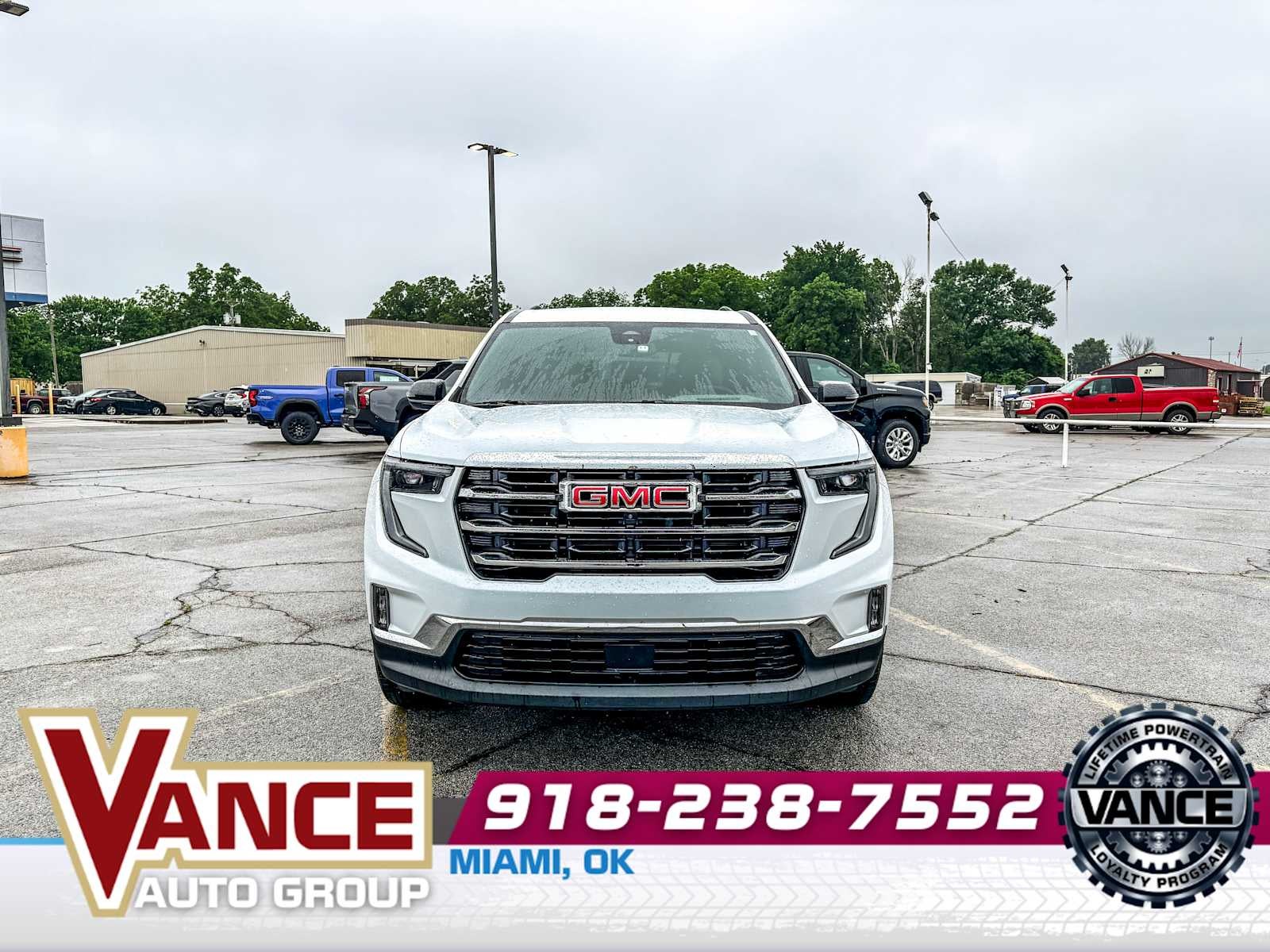 2025 GMC Acadia Elevation