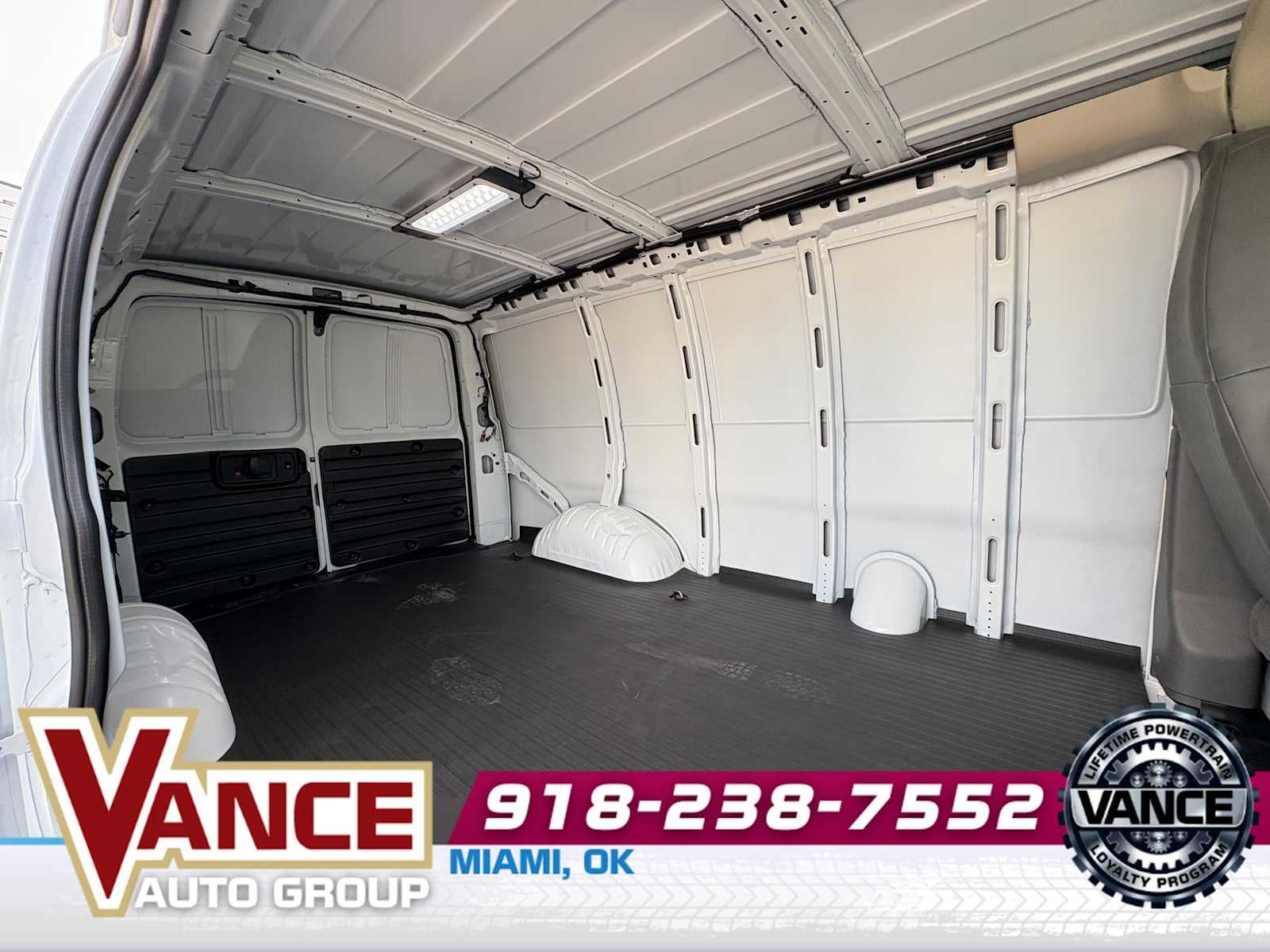 2025 GMC Savana Cargo 2500 Work Van