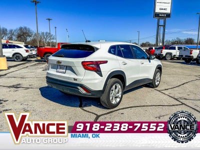 2025 Chevrolet Trax LS