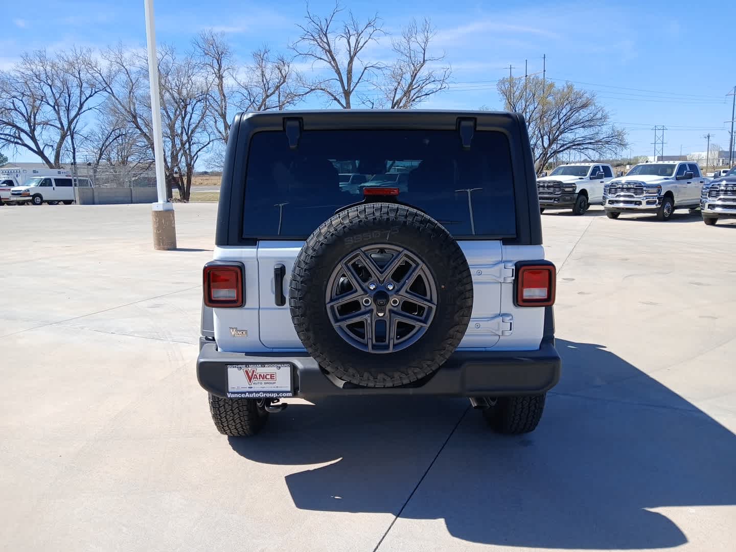 2025 Jeep Wrangler 4-Door Summit 4x4