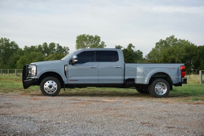 2025 Ford Super Duty F-350 DRW LARIAT