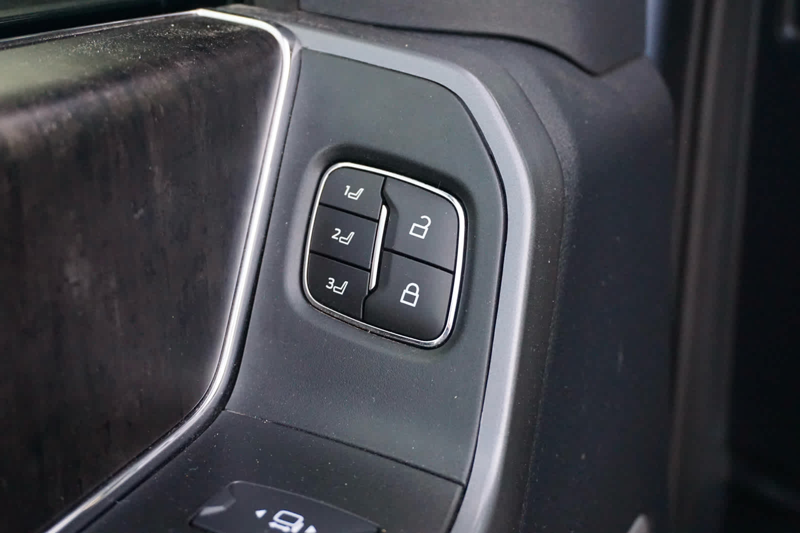 2025 Ford Super Duty F-350 DRW LARIAT