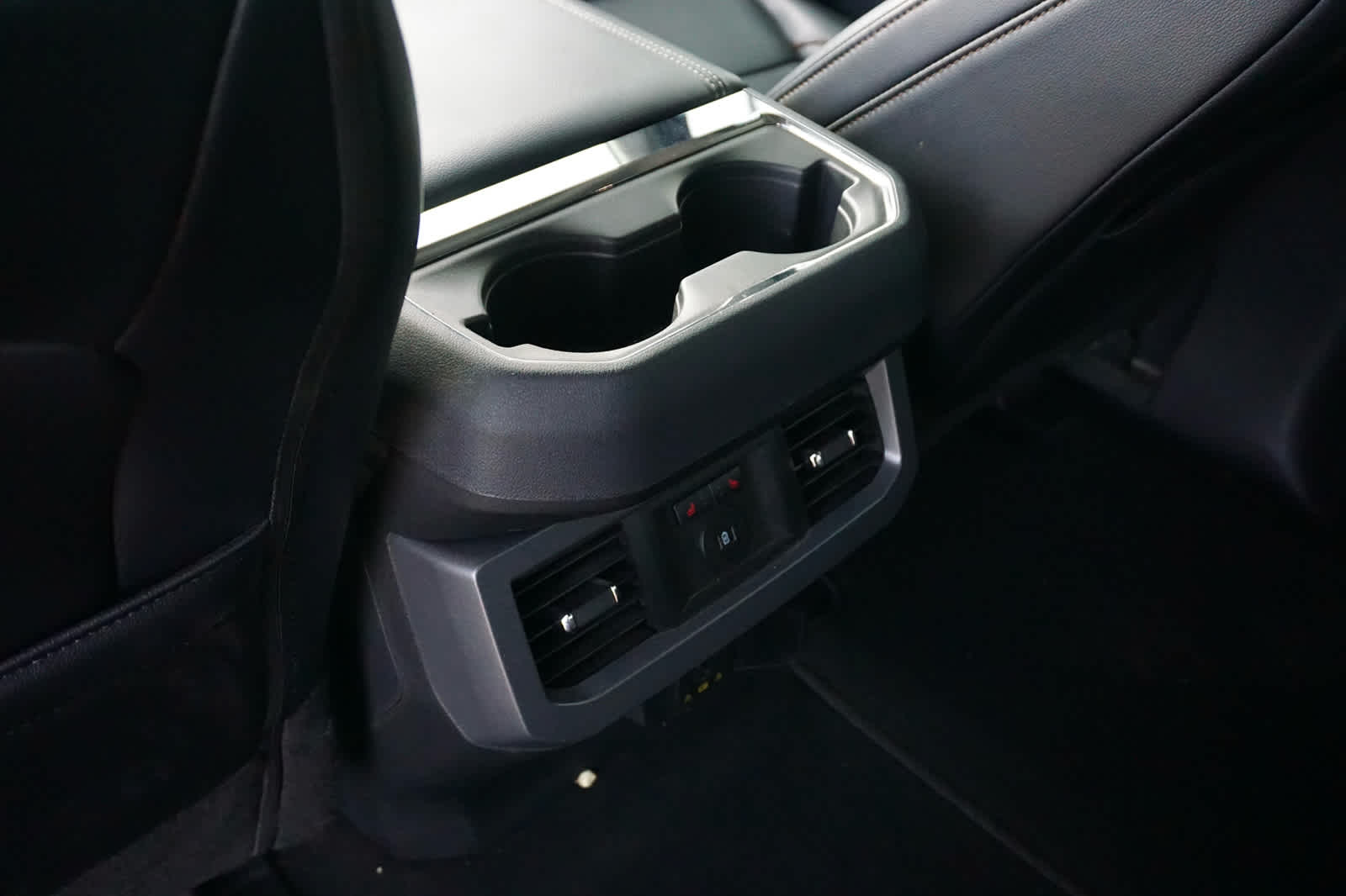 2025 Ford Super Duty F-350 DRW LARIAT