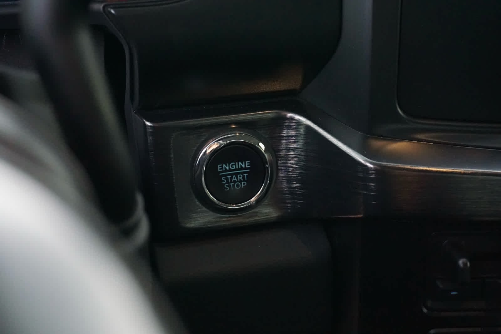 2025 Ford Super Duty F-350 DRW LARIAT