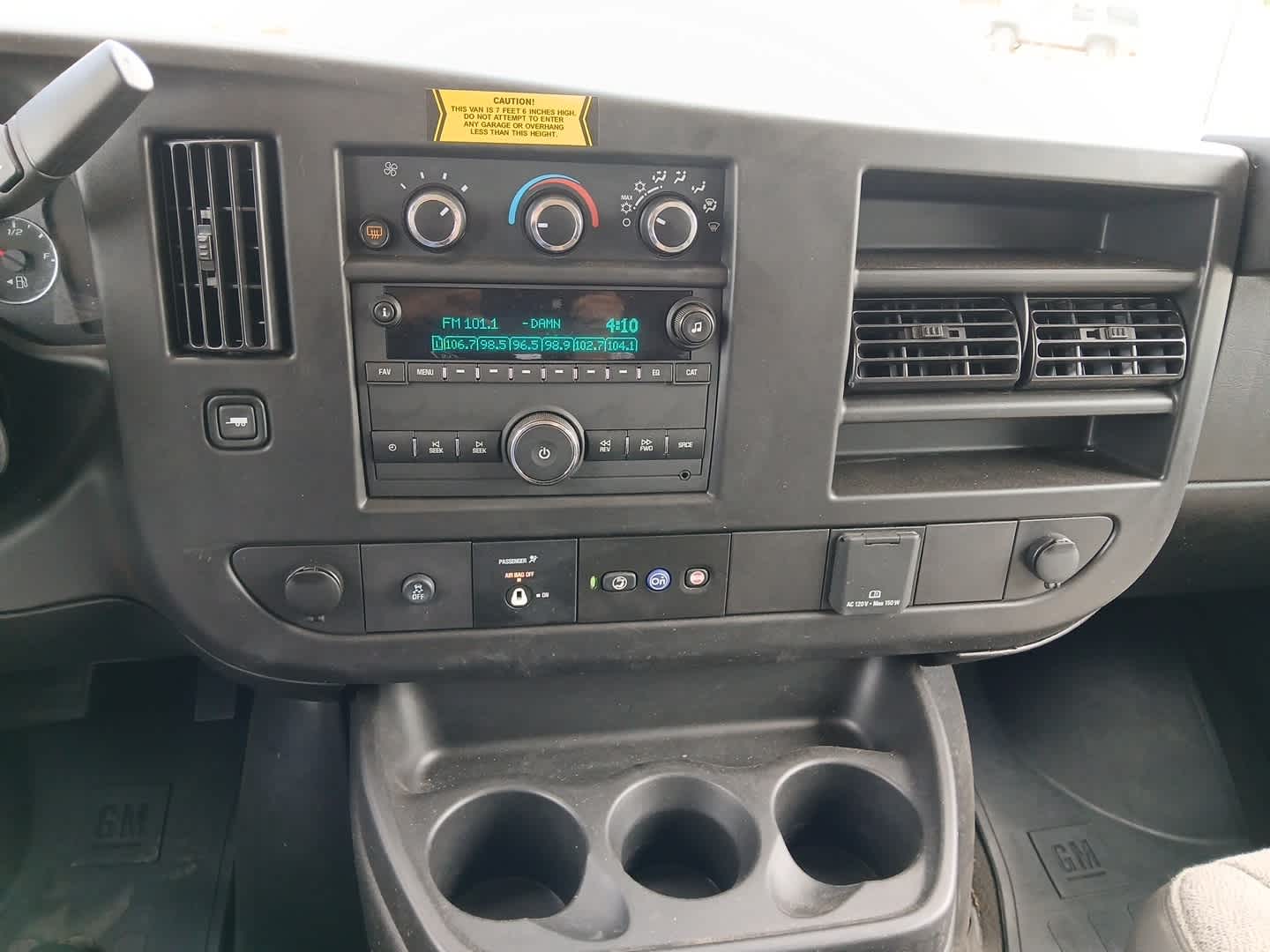 2025 Chevrolet Express Passenger RWD 3500 Extended Wheelbase LS