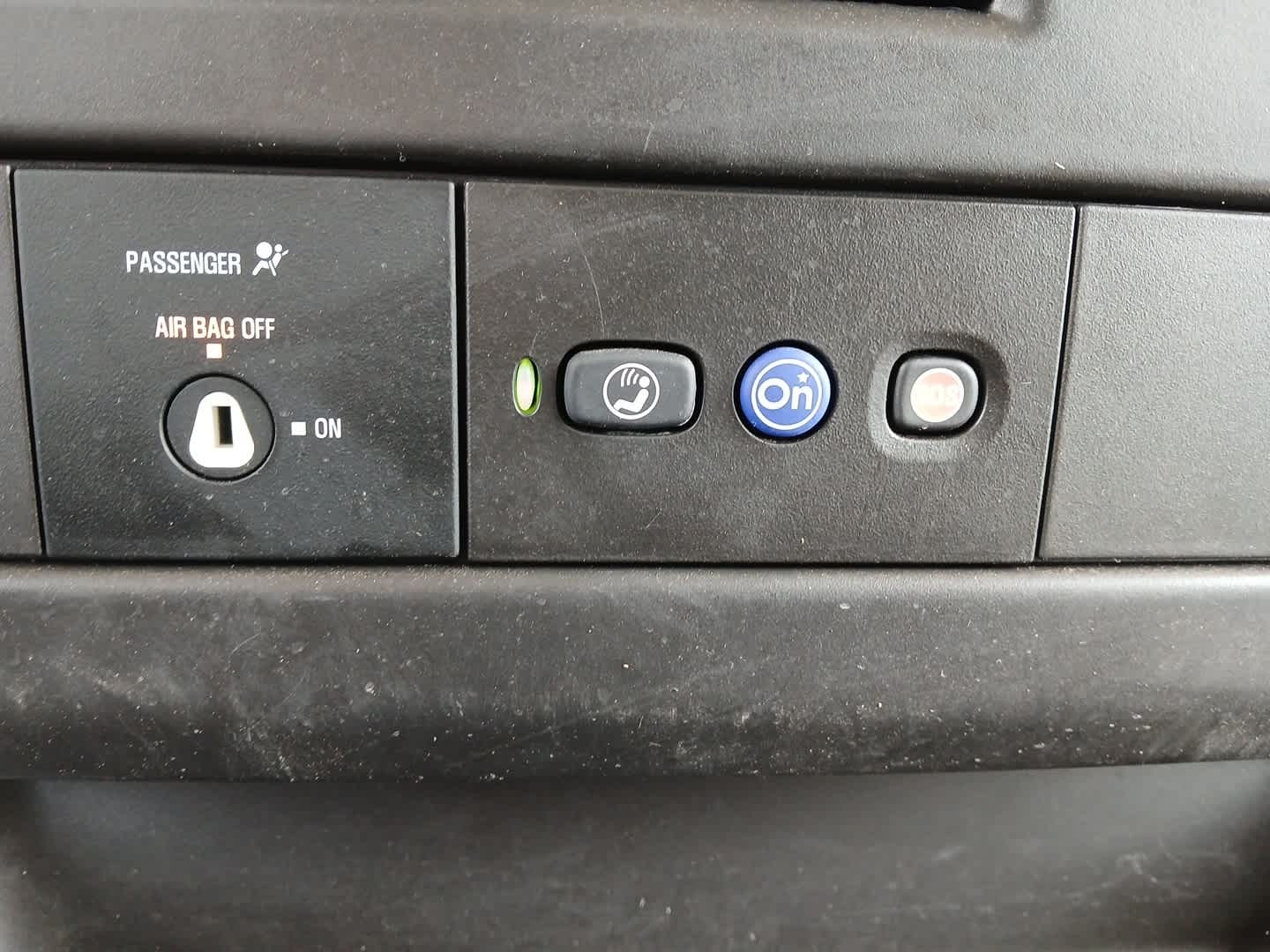 2025 Chevrolet Express Passenger RWD 3500 Extended Wheelbase LS