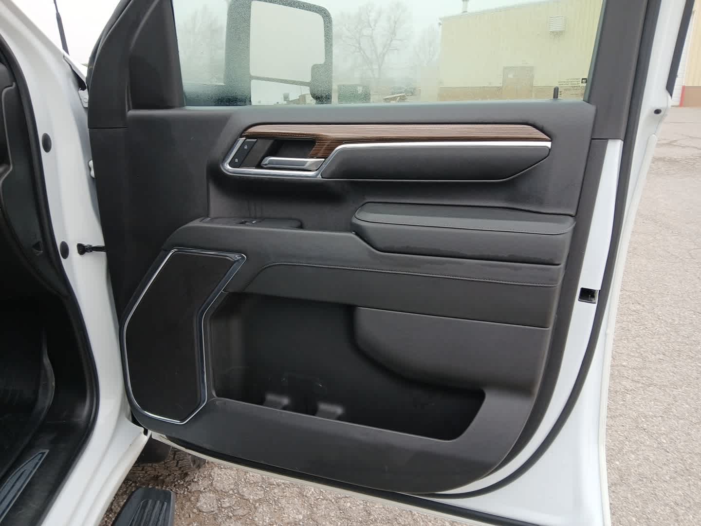 2024 Chevrolet Silverado 2500HD 4WD Crew Cab Standard Bed LT