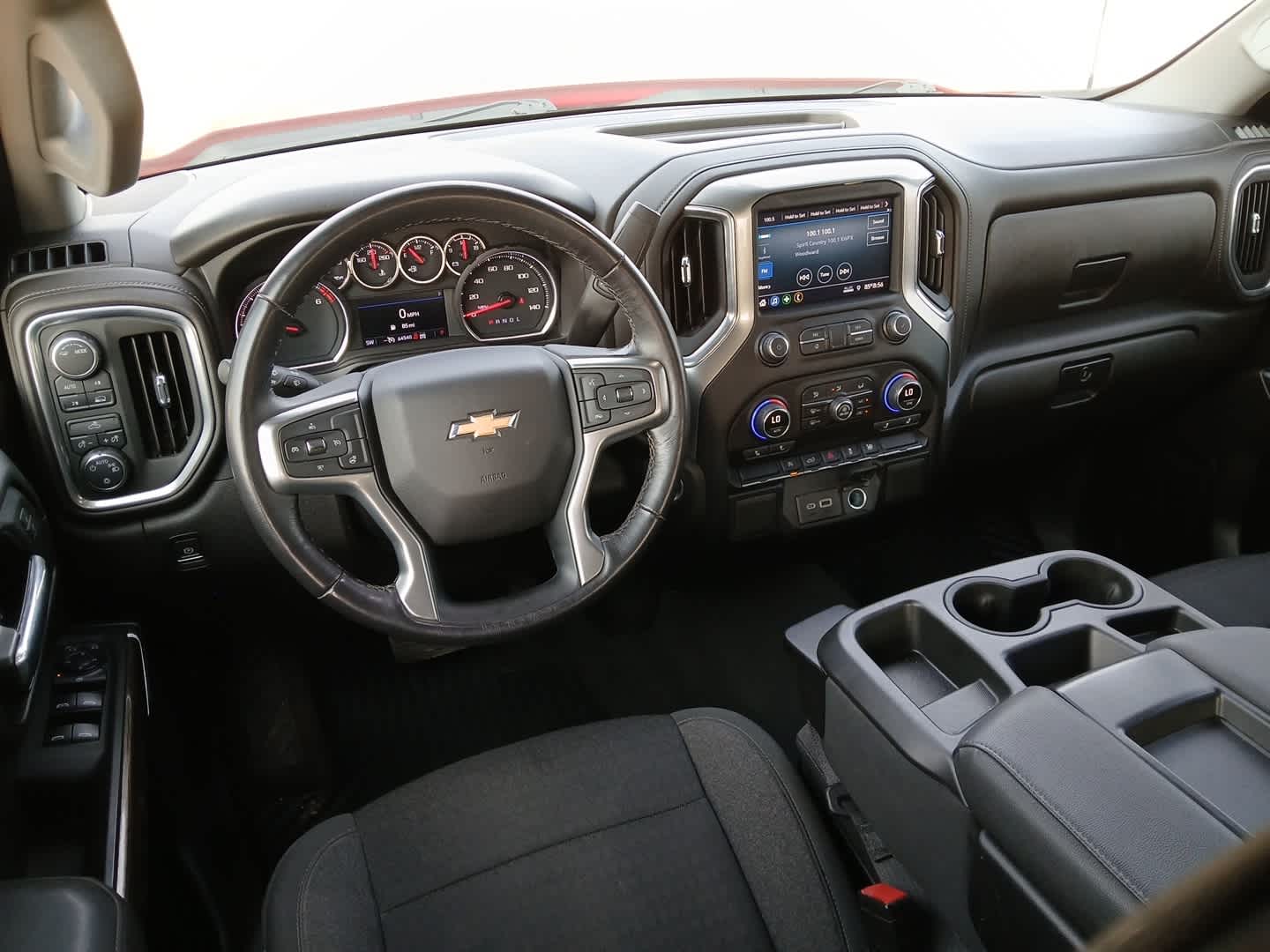 2022 Chevrolet Silverado 1500 LTD 4WD Crew Cab Short Bed LT