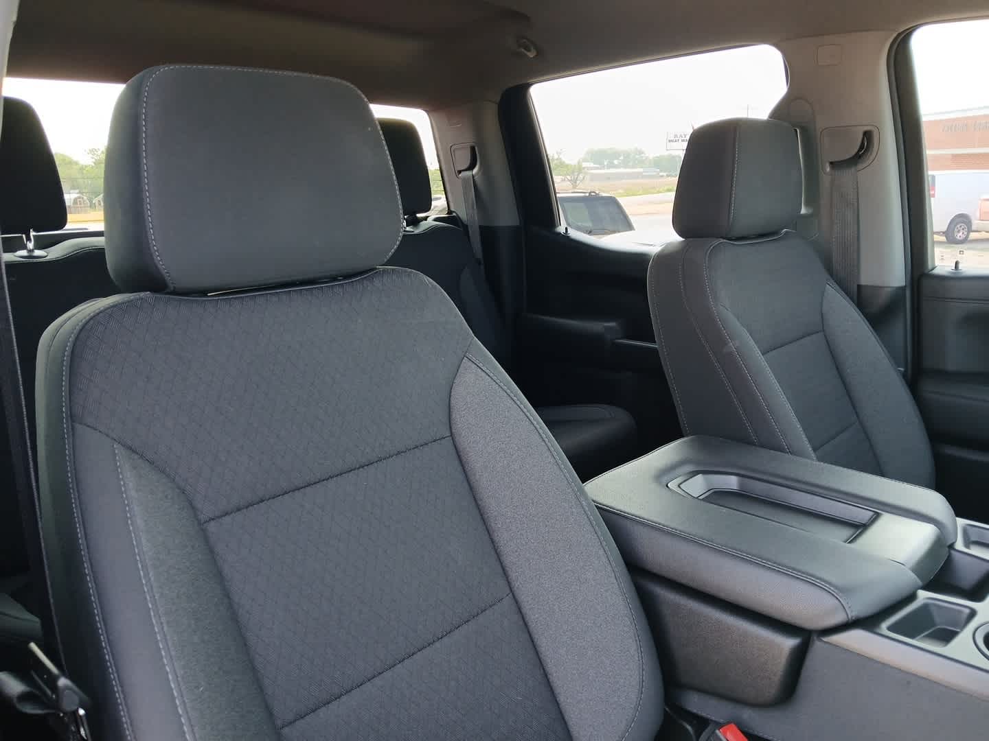 2022 Chevrolet Silverado 1500 LTD 4WD Crew Cab Short Bed LT