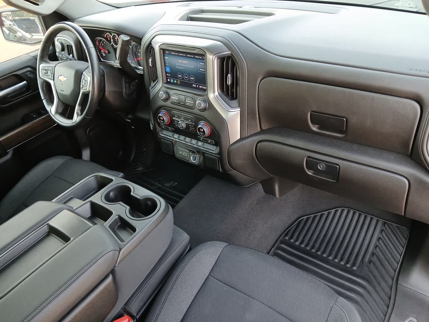 2022 Chevrolet Silverado 1500 LTD 4WD Crew Cab Short Bed LT