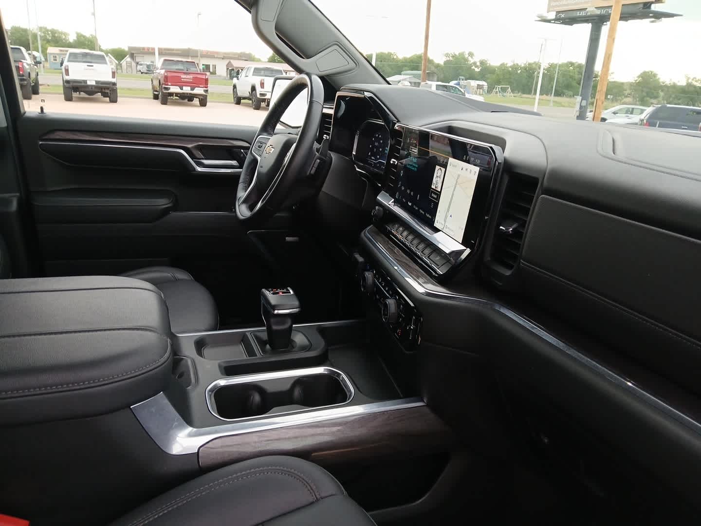 2024 Chevrolet Silverado 1500 4WD Crew Cab Short Bed LTZ