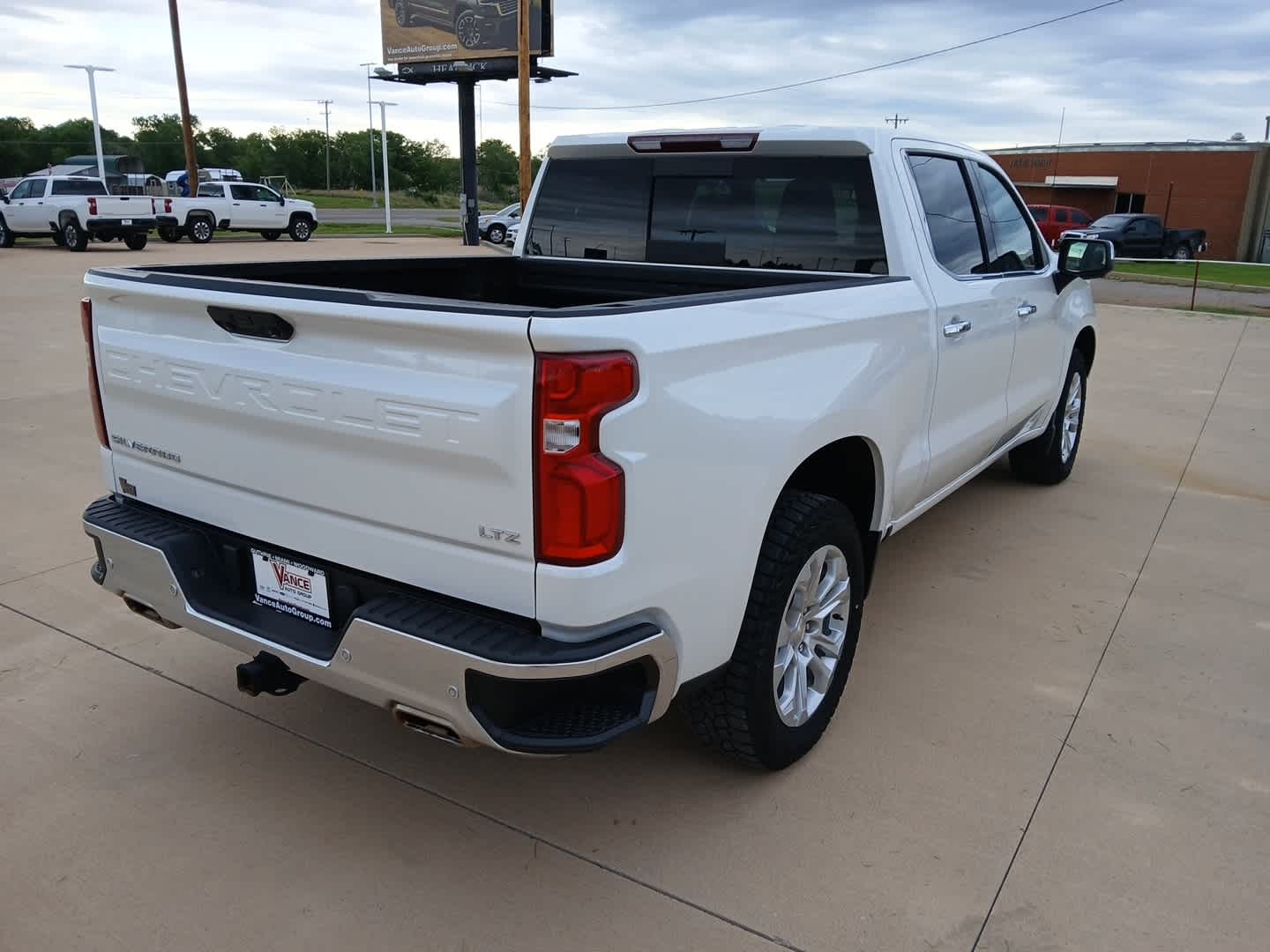 2024 Chevrolet Silverado 1500 4WD Crew Cab Short Bed LTZ