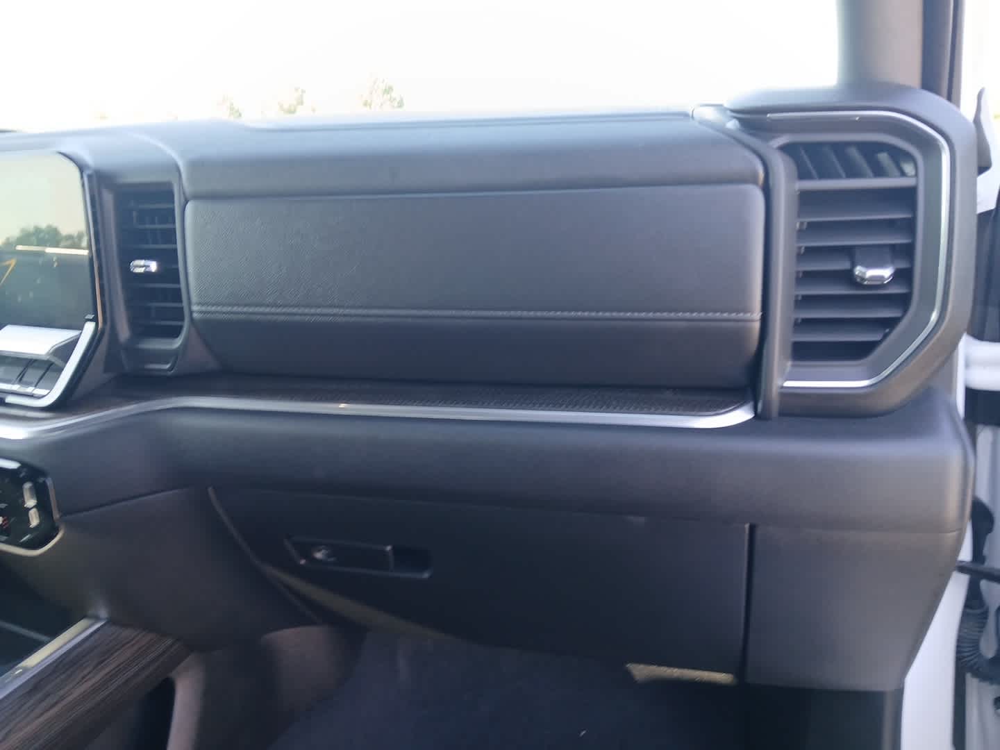 2026 Chevrolet Silverado 1500 4WD Crew Cab Standard Bed LT