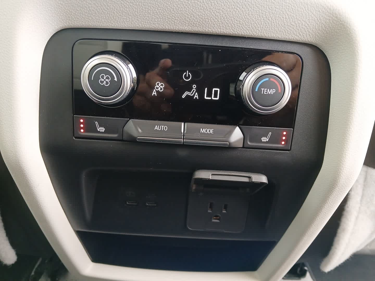 2026 GMC Acadia Denali AWD