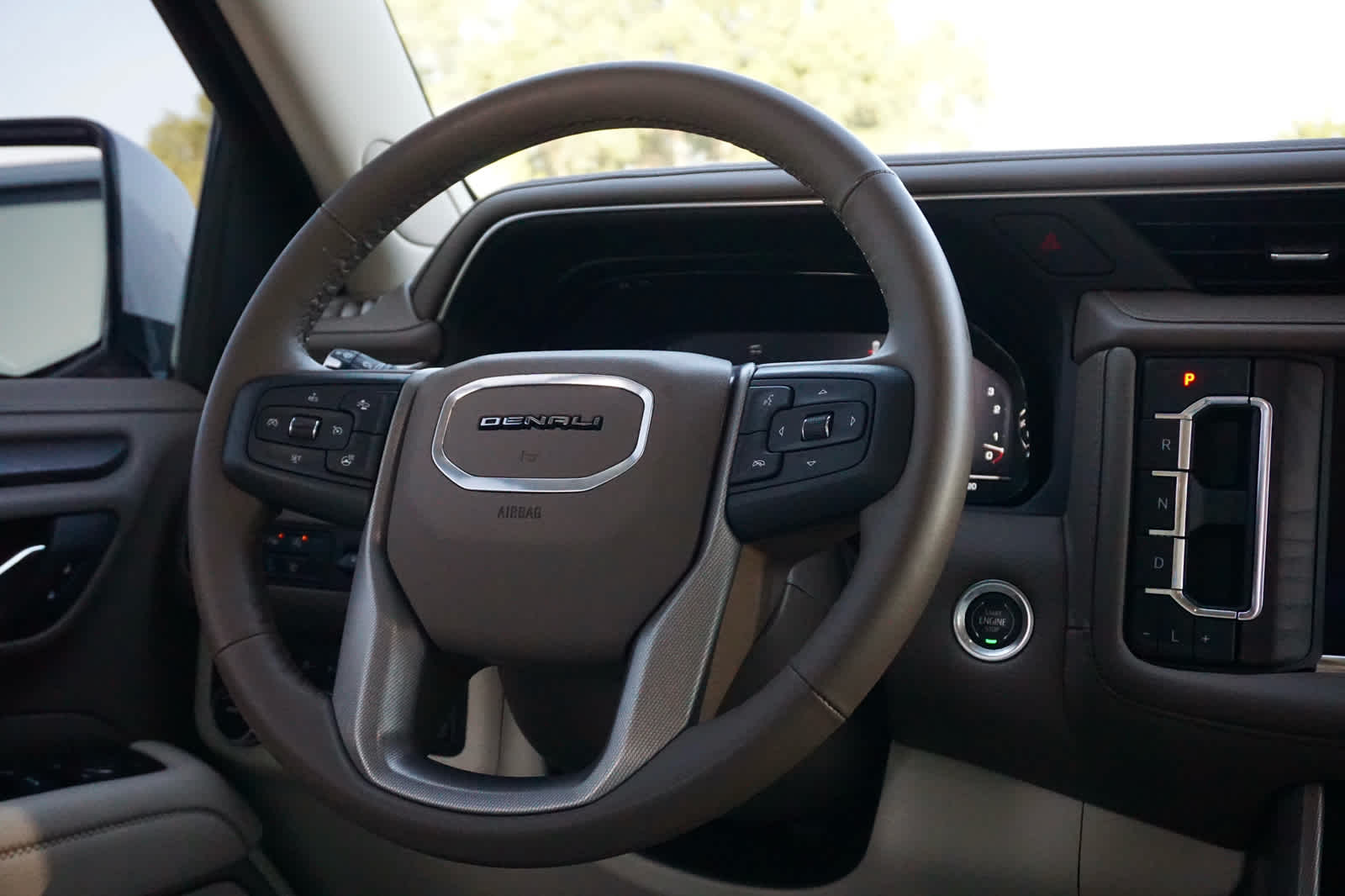 2024 GMC Yukon 4WD Denali