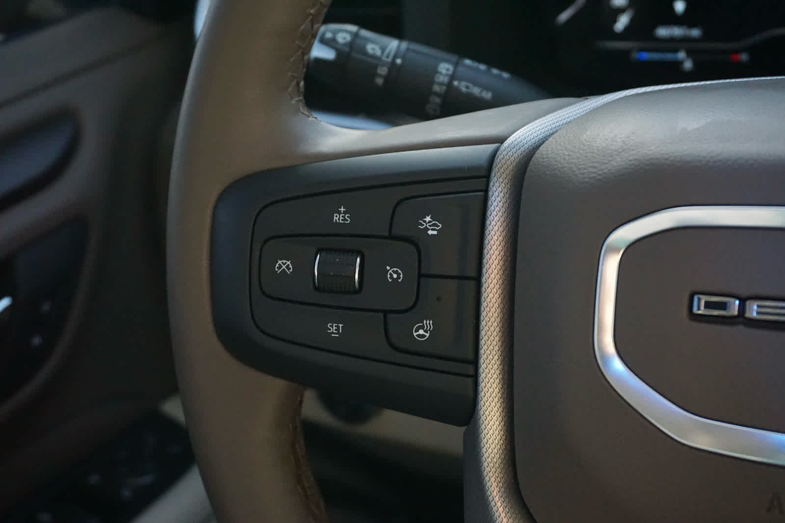 2024 GMC Yukon 4WD Denali