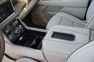 2024 GMC Yukon 4WD Denali