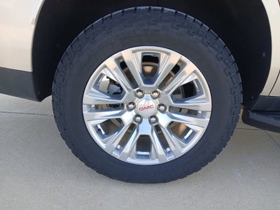 2022 GMC Yukon 4WD Denali