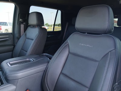 2022 GMC Yukon 4WD Denali