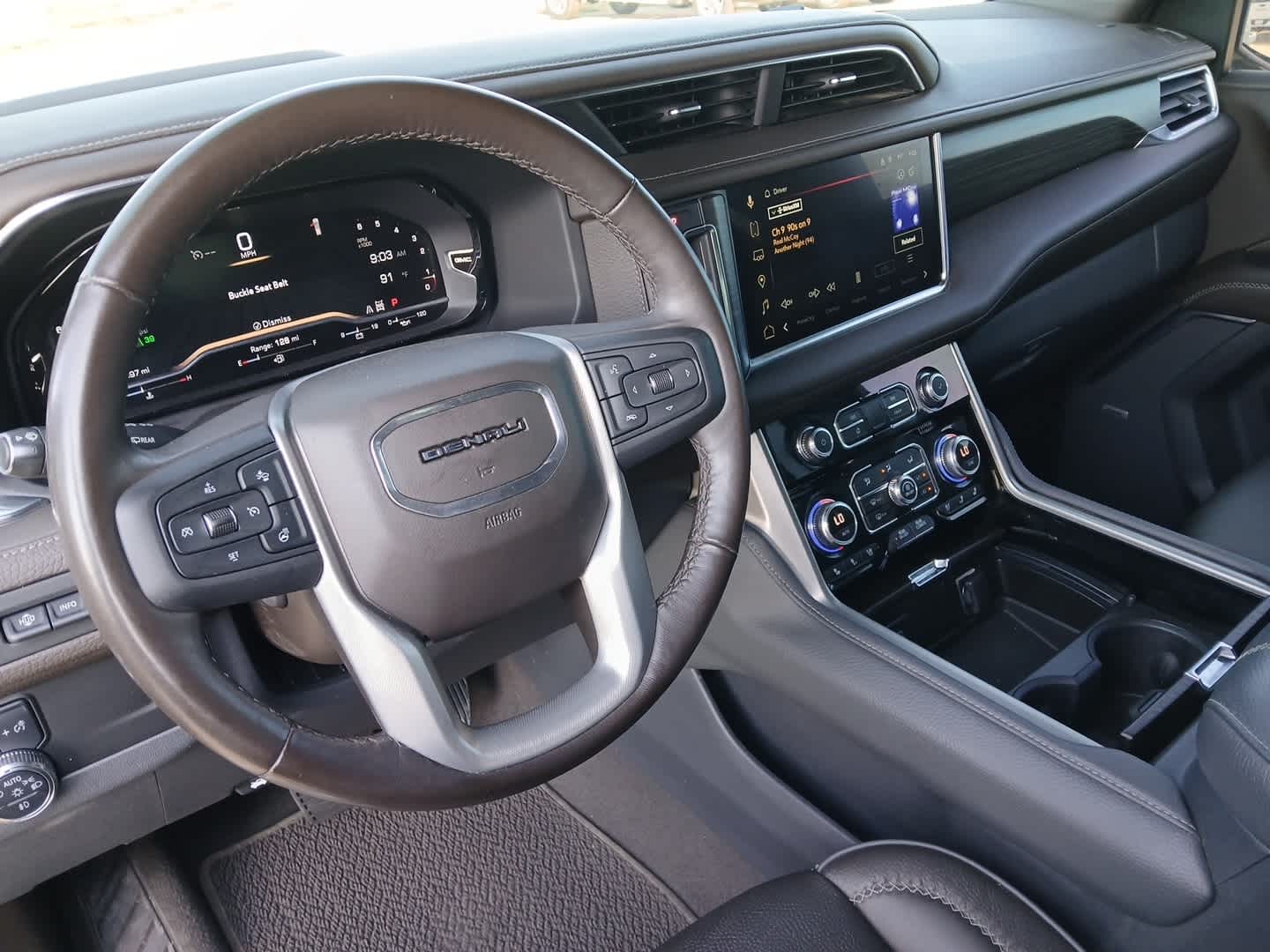 2022 GMC Yukon 4WD Denali